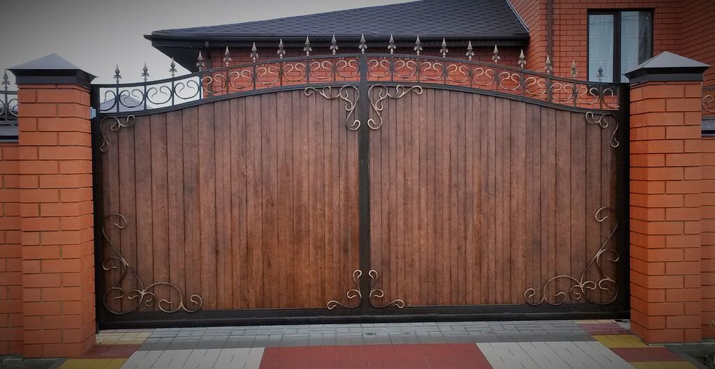 Купить простые ворота для дома: советы по выбору, установке и уходу в Сосногорске от 33844 руб | ВоротМастер-Сно
